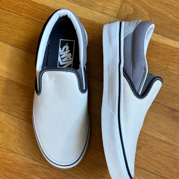 VANS UNISEX SUEDE SLIPS W-6 B-4.5 BRAND NEW - Picture 4 of 14